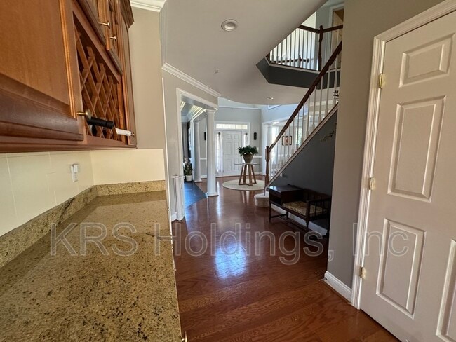 Building Photo - 159 Sanford Ferry Ct