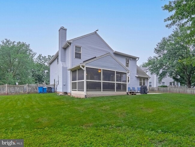 Building Photo - 3044 Emerald Chase Dr