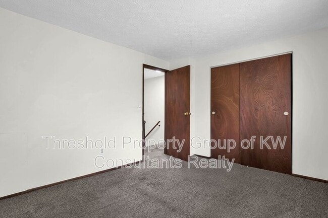 Building Photo - 3490 Clarkston Ave