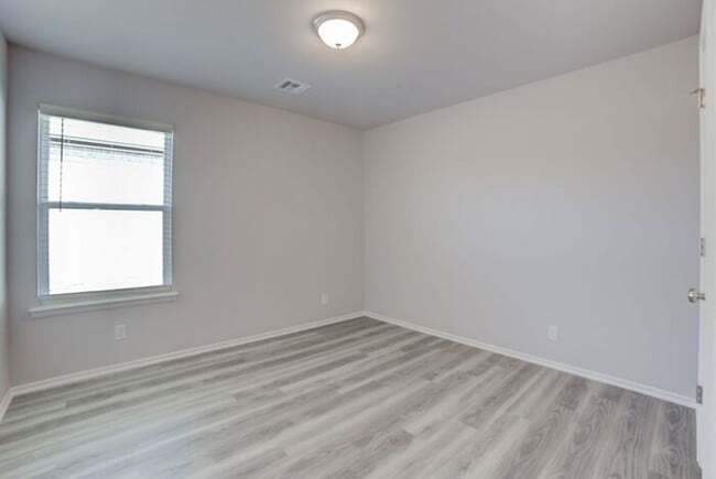 Building Photo - 4/2.5/2 New Construction Home!