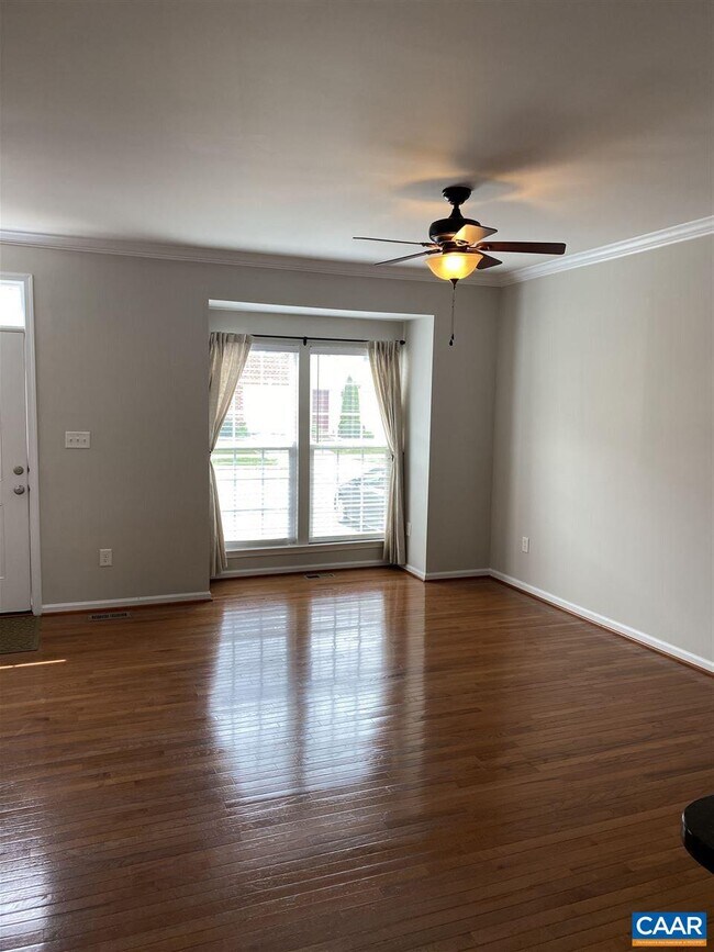 Building Photo - 1930 Asheville Dr