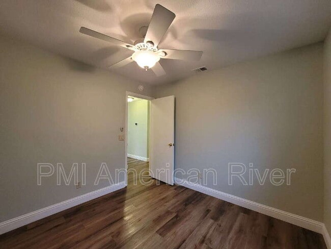 Building Photo - 5628 Bolton Way