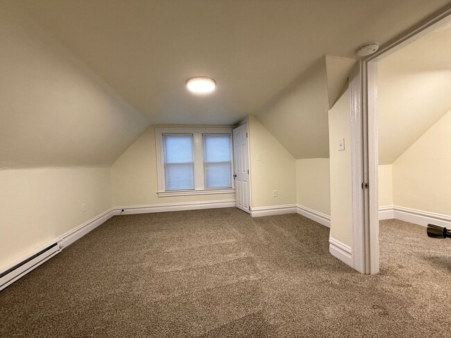Building Photo - Now showing updated 4BR 1.5 bath house!