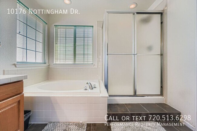 Building Photo - 10176 Nottingham Dr