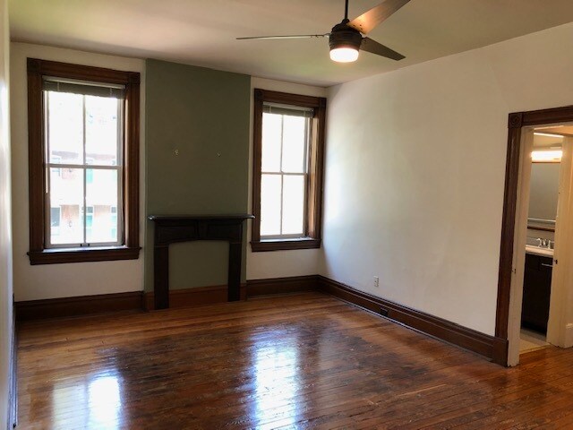 Building Photo - 3414 Salena St