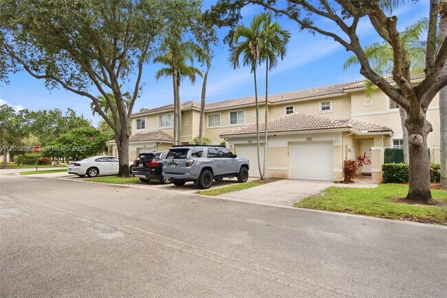 Building Photo - 2293 NW 170th Ave