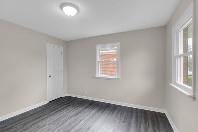 Building Photo - 3610 Gale Ln