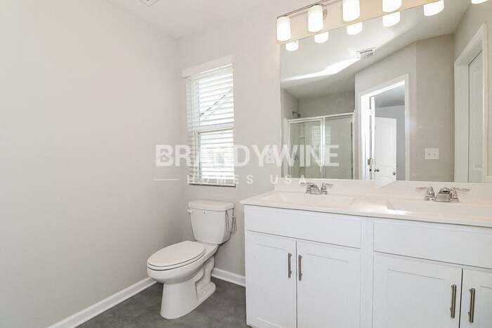 Building Photo - 110 Crestview Wy