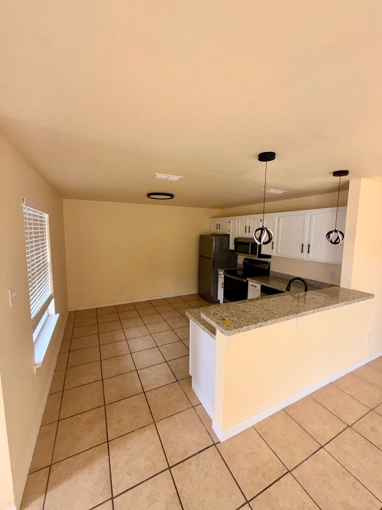 Building Photo - 108 Shannon Cir