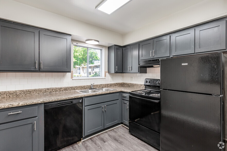 Primary Photo - The Grove