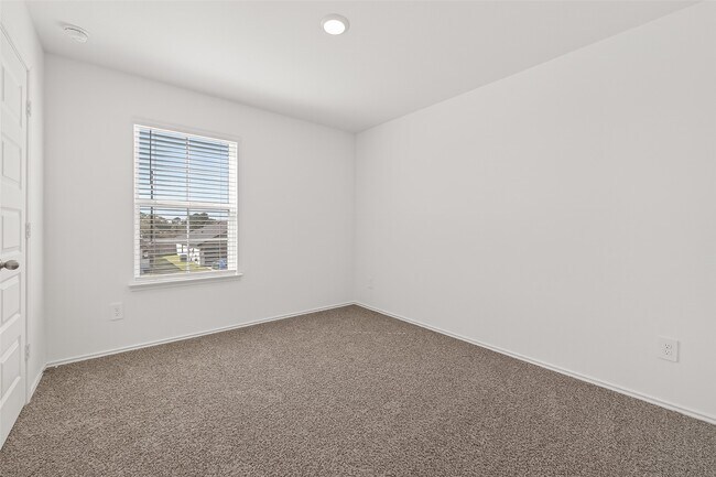 Building Photo - 7427 Audubon Russet Dr