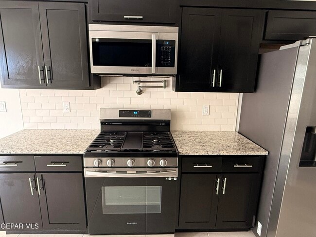 Building Photo - 644 Paseo Dulce Ave