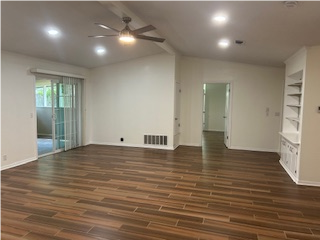 Building Photo - 228 E Greenfield Dr