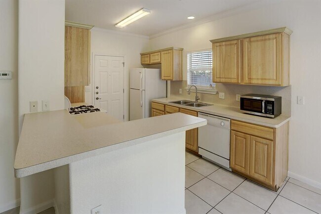 Building Photo - 308 Blackson Ave