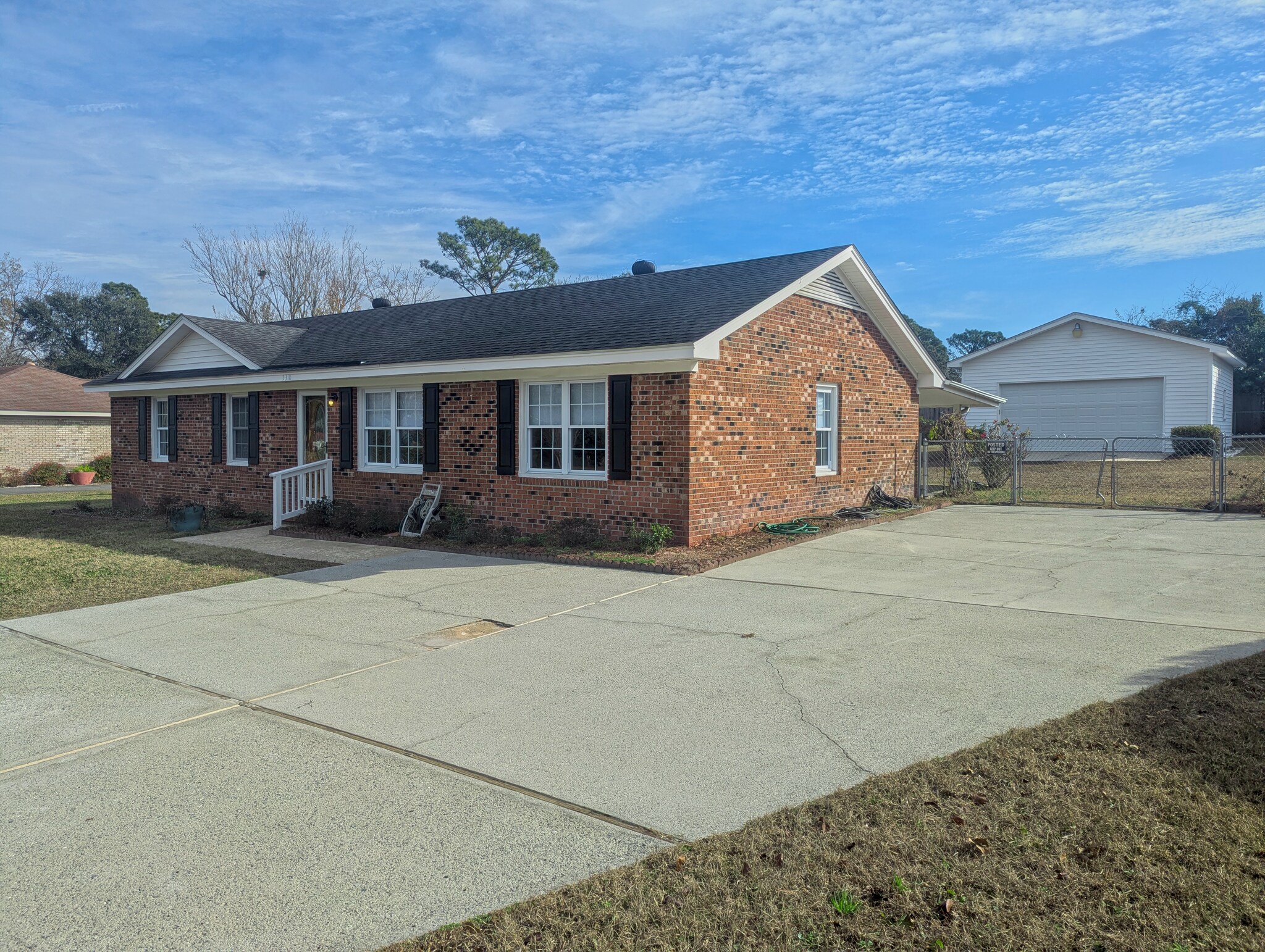 Building Photo - 5310 Lord Tennyson Dr