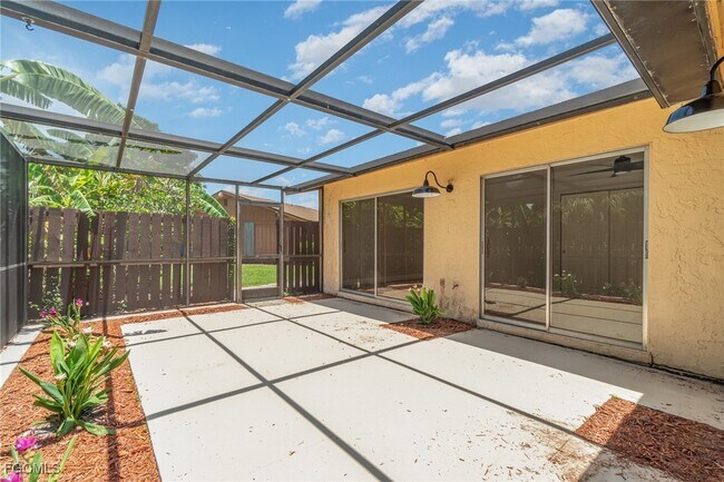 Building Photo - 17287 Timber Oak Ln