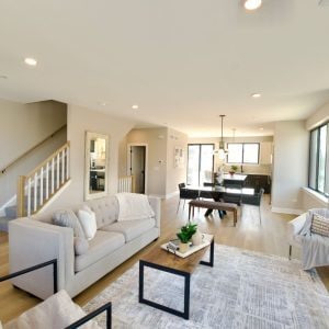 Building Photo - 154 Pointe Dr