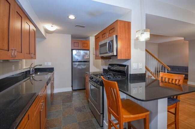 Building Photo - 603 Westgate Ave