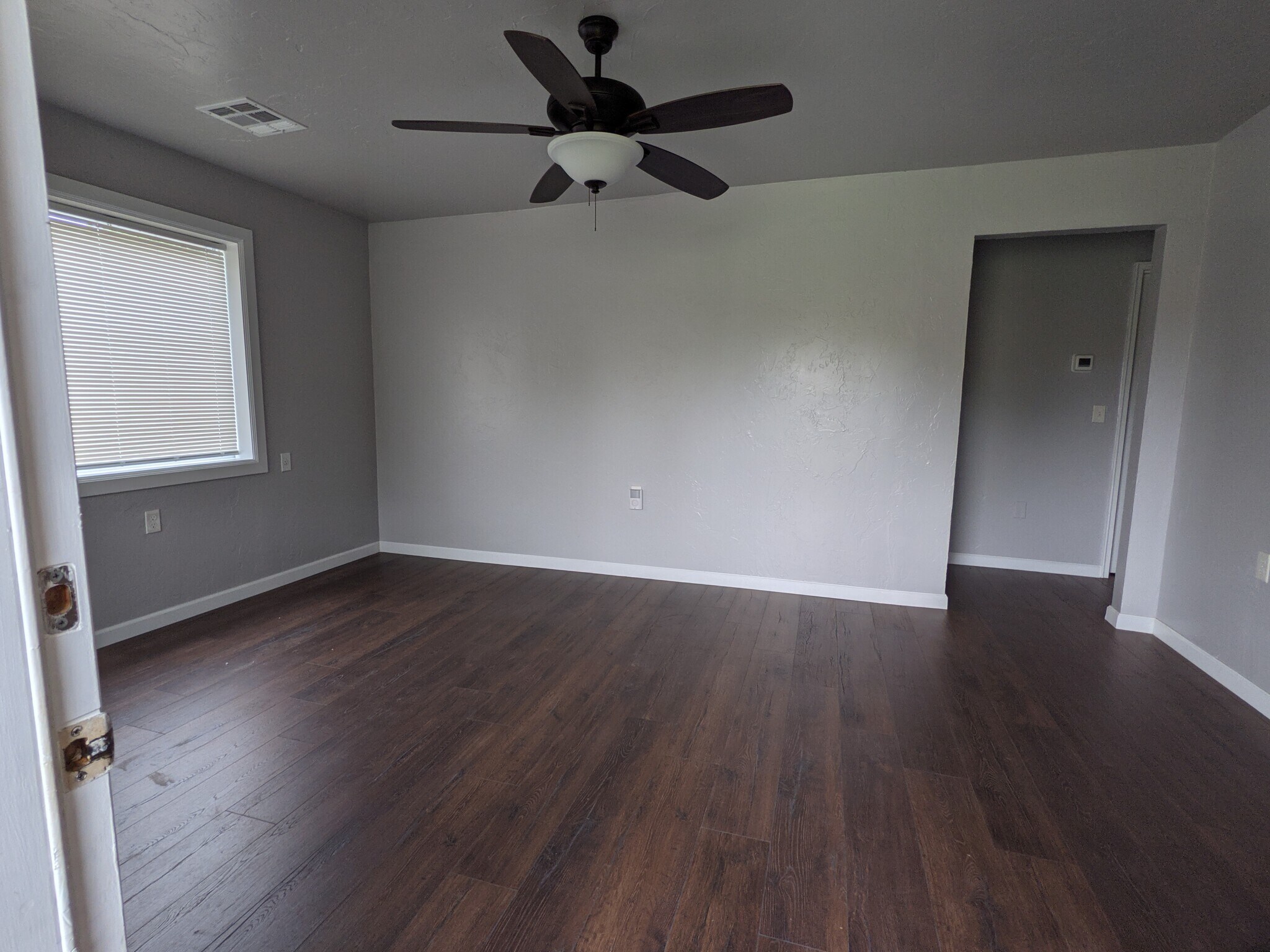 Living area - 4324 NW 16th St