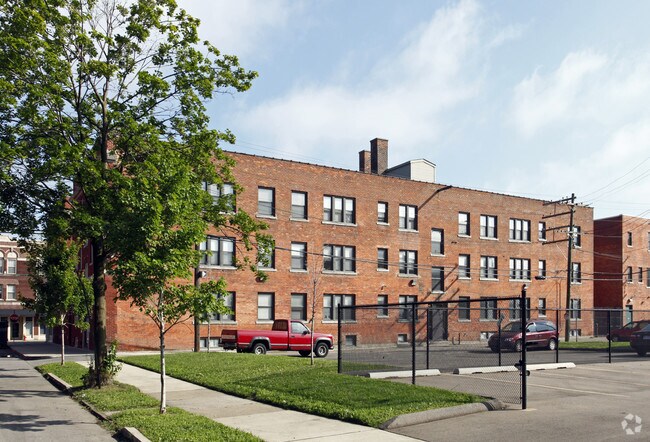Building Photo - Ferndale Apartments