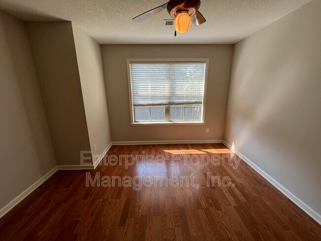 Building Photo - 11861 Bridal Ln