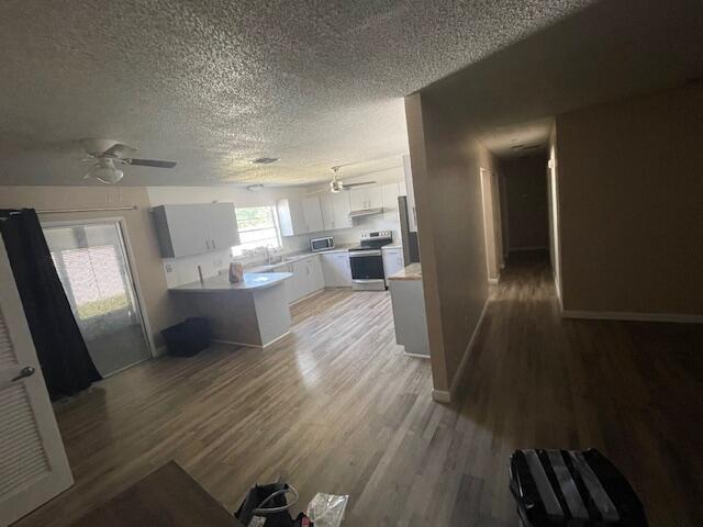 Building Photo - 2081 SW Gemini Ln
