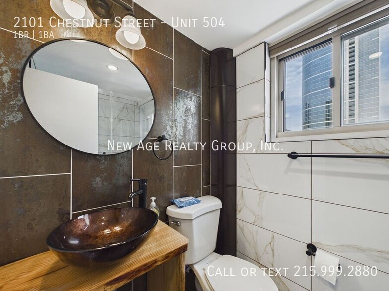 Building Photo - 2101 Chestnut St