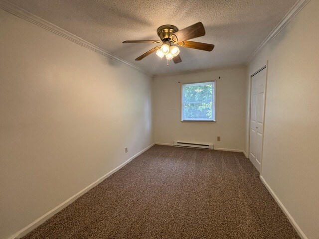 Building Photo - 2204 Delta Pl