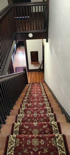 Building Photo - 2217 Belmont Blvd