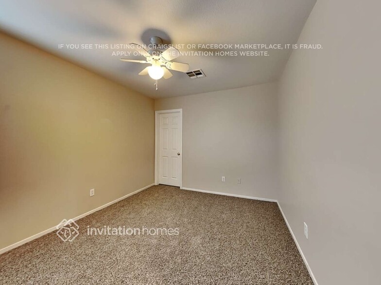 Building Photo - 255 Palmarosa St