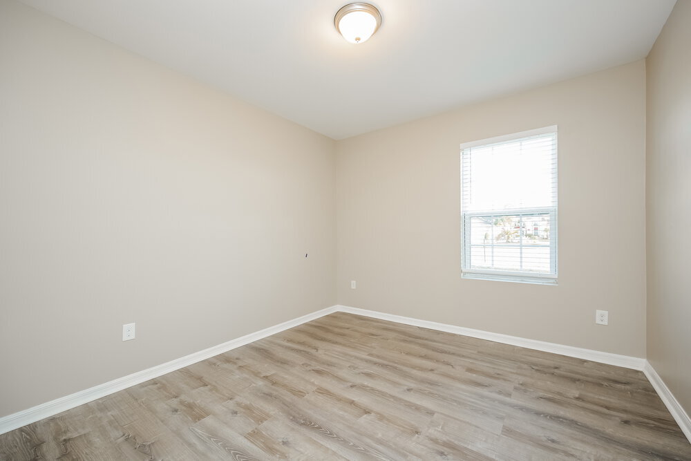 Building Photo - 2564 Surfside Blvd