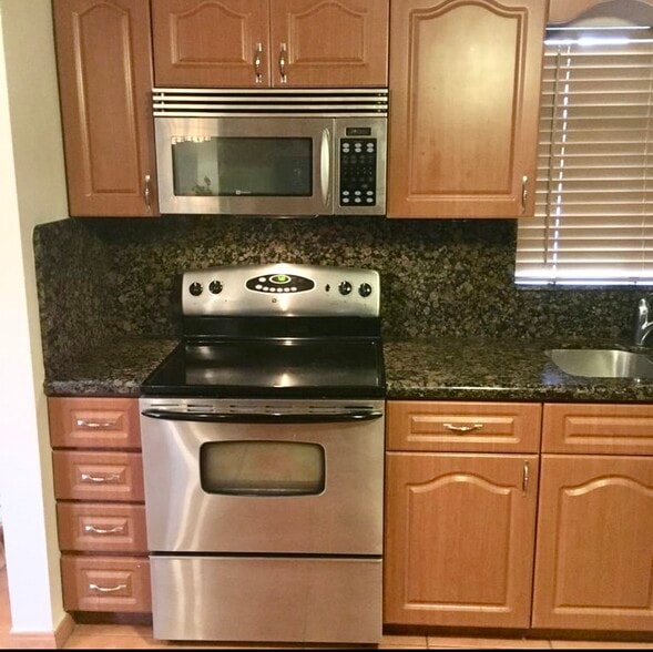 KITCHEN - 5840 SW 5th St