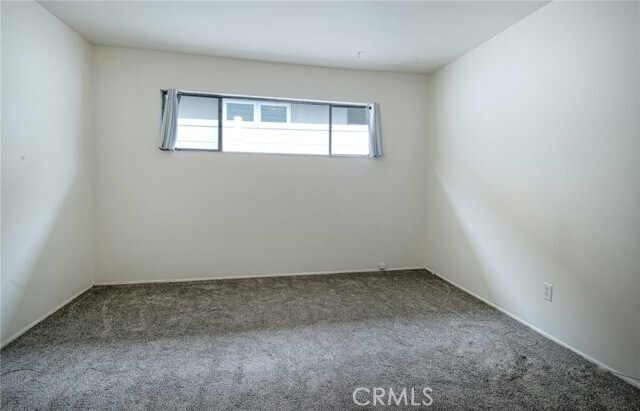 Building Photo - 125 W Escalones