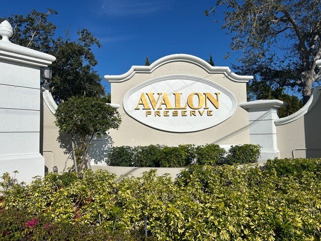 Building Photo - 11880 Bayport Ln