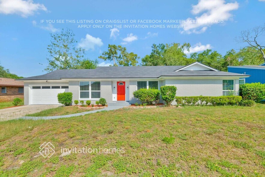 Building Photo - 4063 Greenwillow Ln W