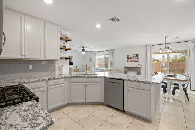 Building Photo - 11216 E Vail Vista Ct