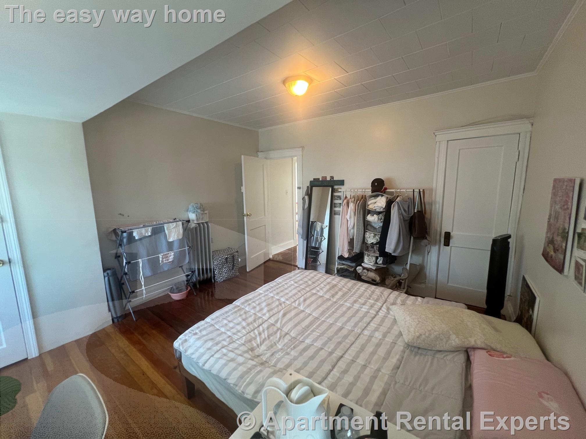 Building Photo - 73 Frederick Ave