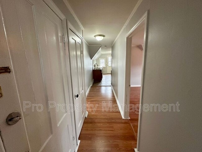 Building Photo - 25A Fairfield Ave