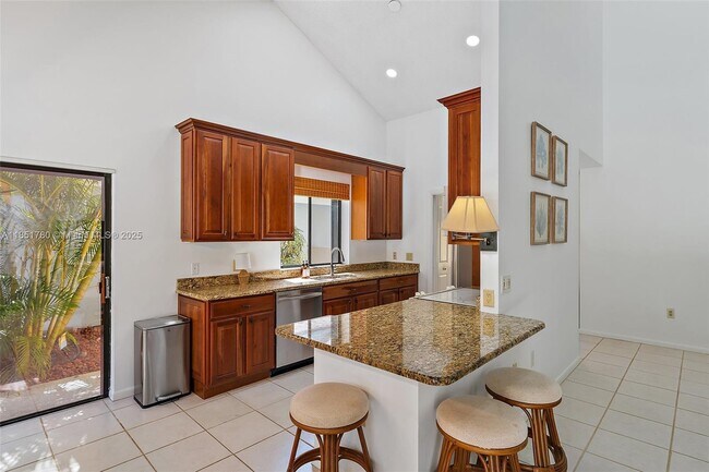 Building Photo - 101 Sand Pine Dr