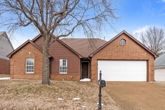 Building Photo - 6888 Skylar Mill Ave