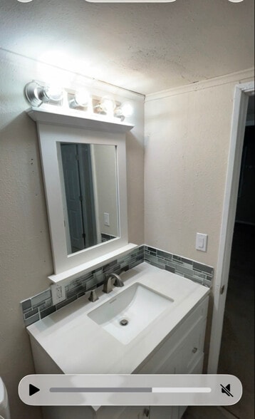 Building Photo - 1204 Eaton St