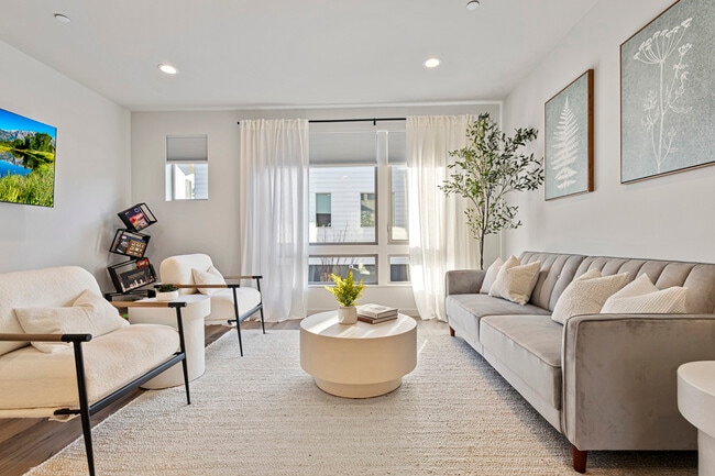 Building Photo - 18007 3rd Ave NE