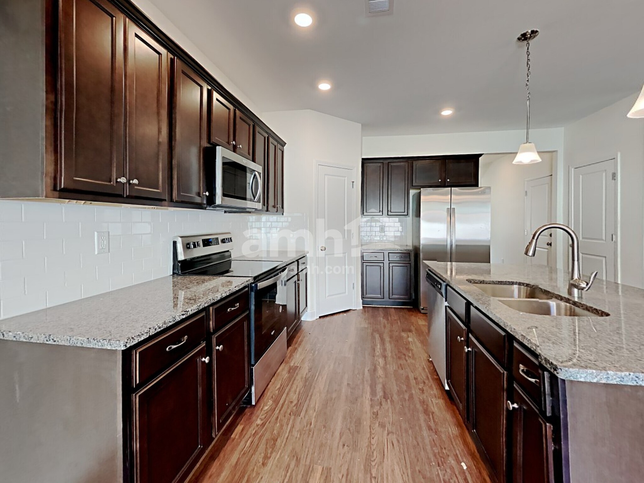 Building Photo - 129 Dog Path Trl