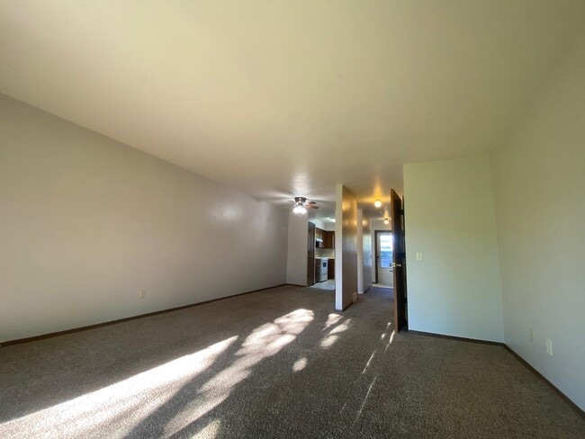 Building Photo - 220 Swanton Rd