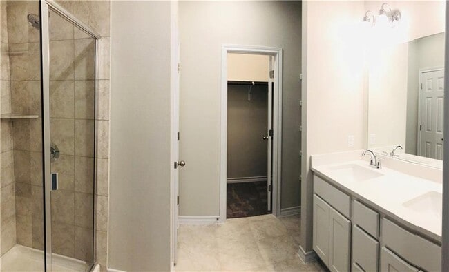 Building Photo - 1611 Adobe Walls Way