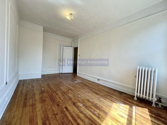 Building Photo - 100 Cabrini Boulevard