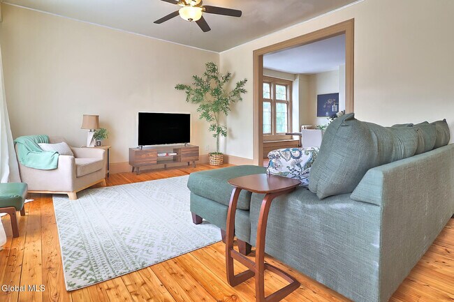 Building Photo - 28 Manning Blvd