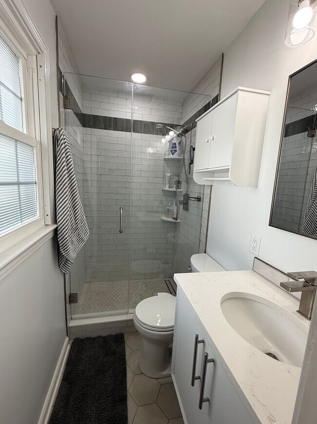 Building Photo - Fantastic Home Near Three Chopt and Patterson Available in January