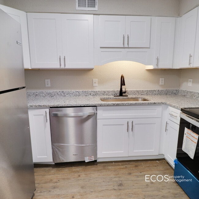 Brand New Kitchen - Dell Place