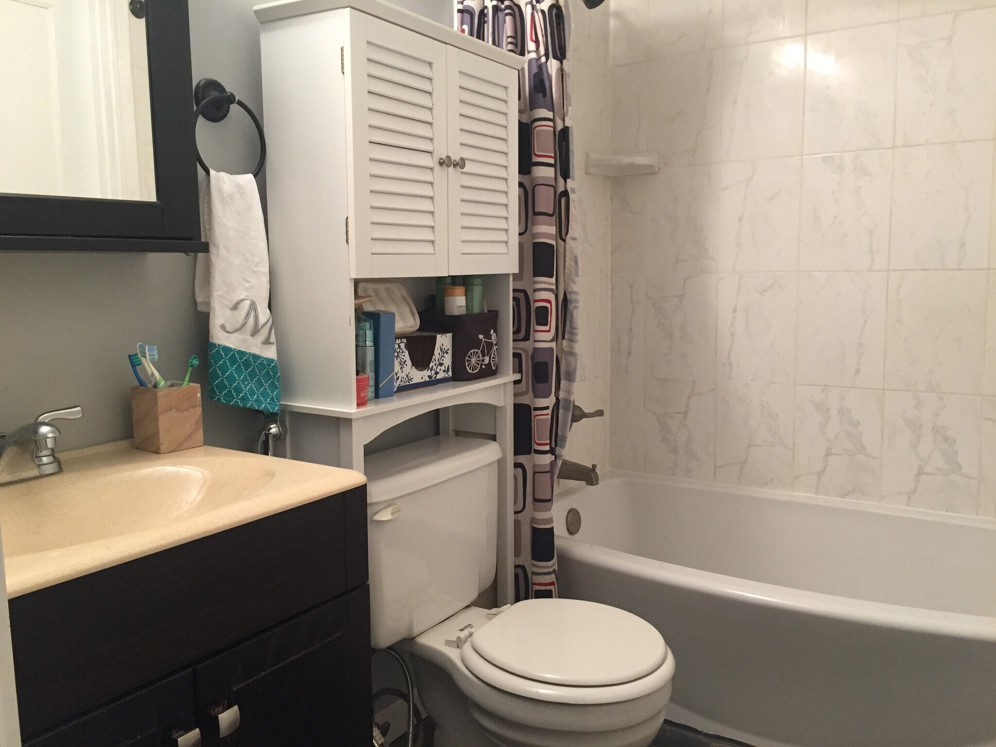 Building Photo - 6206 Patrick Henry Dr